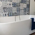 Oda ve Kahvaltı I Bergerac