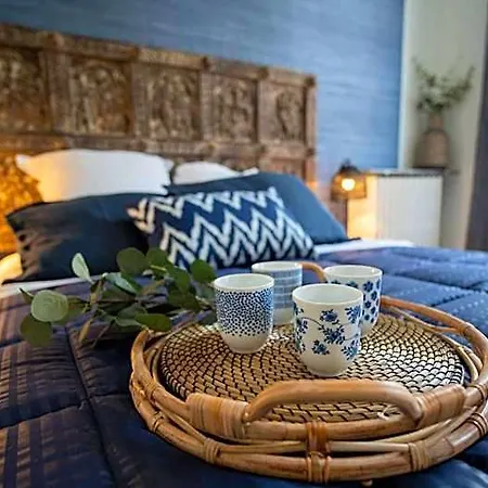 I Bed & Breakfast